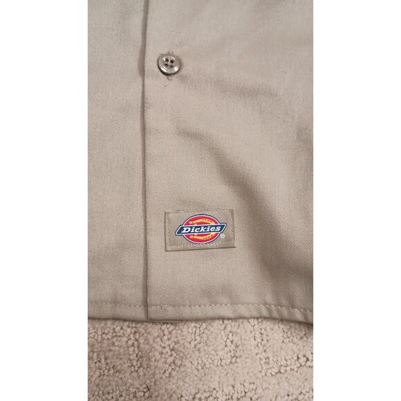 NWT Dickies Shirt Mens 2XL Tan Short Sleeve Button Down Collared Work - Picture 4 of 8